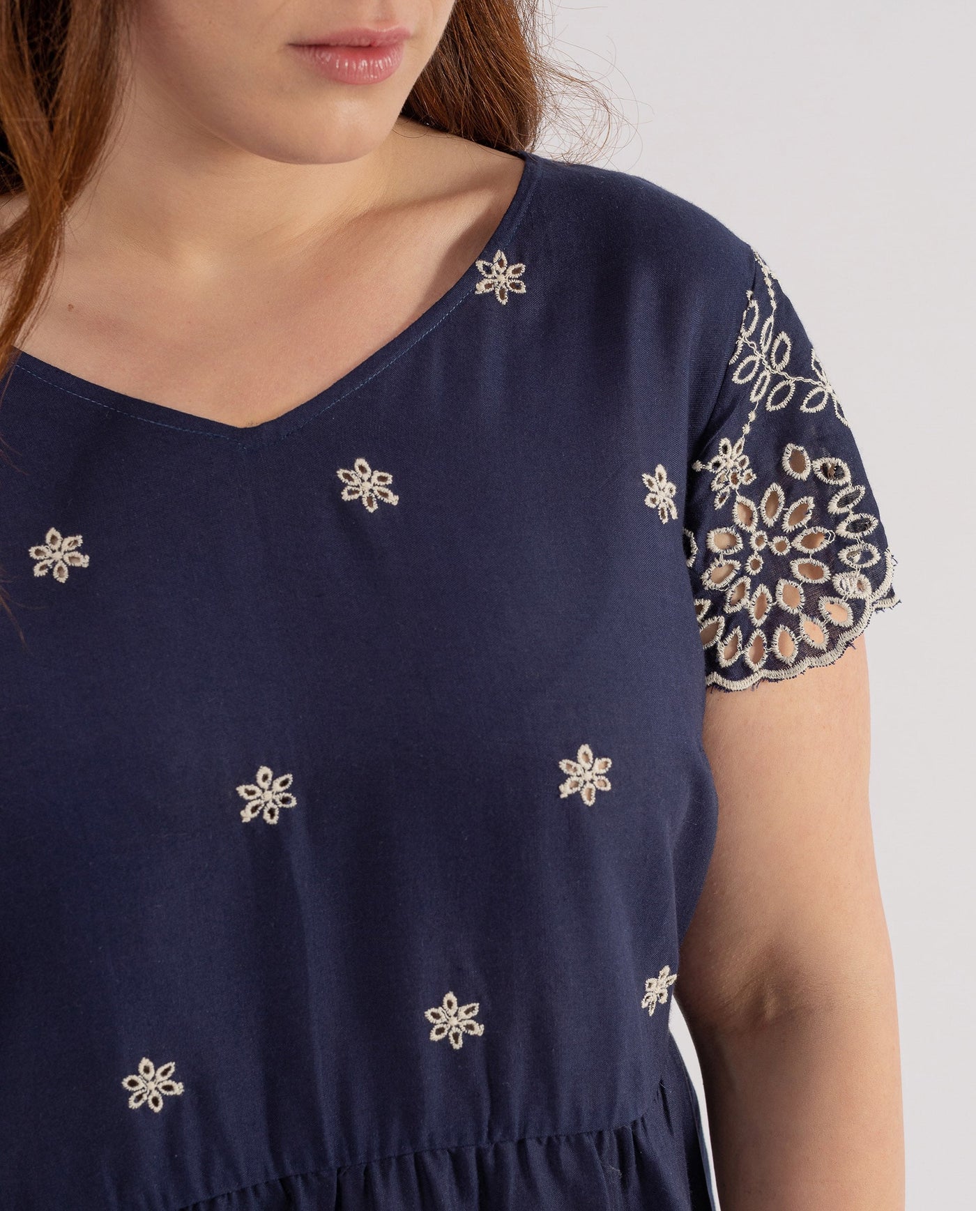 BLUE CONTRAST EMBROIDERED TOP