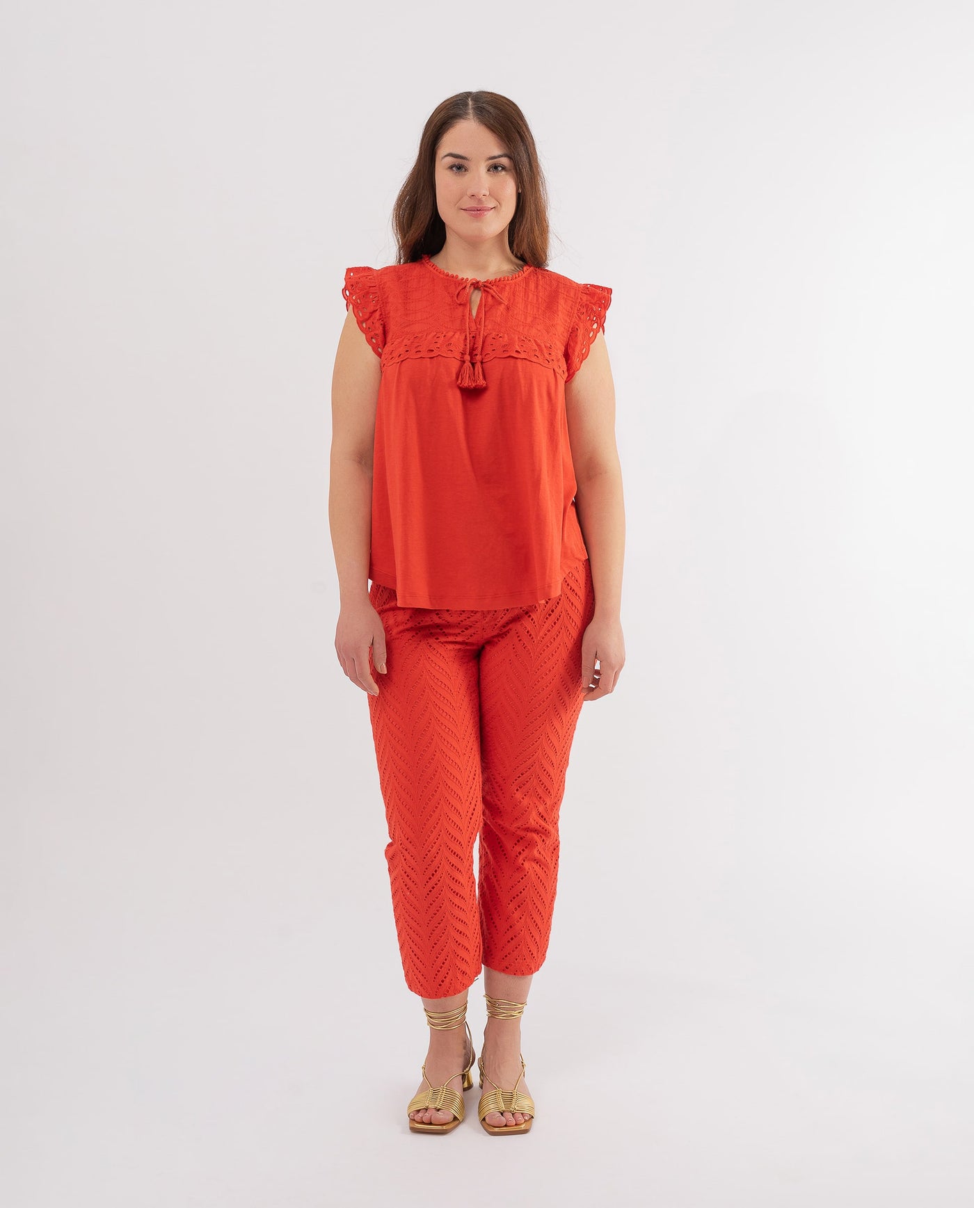 RED SWISS EMBROIDERY COMBINED T-SHIRT
