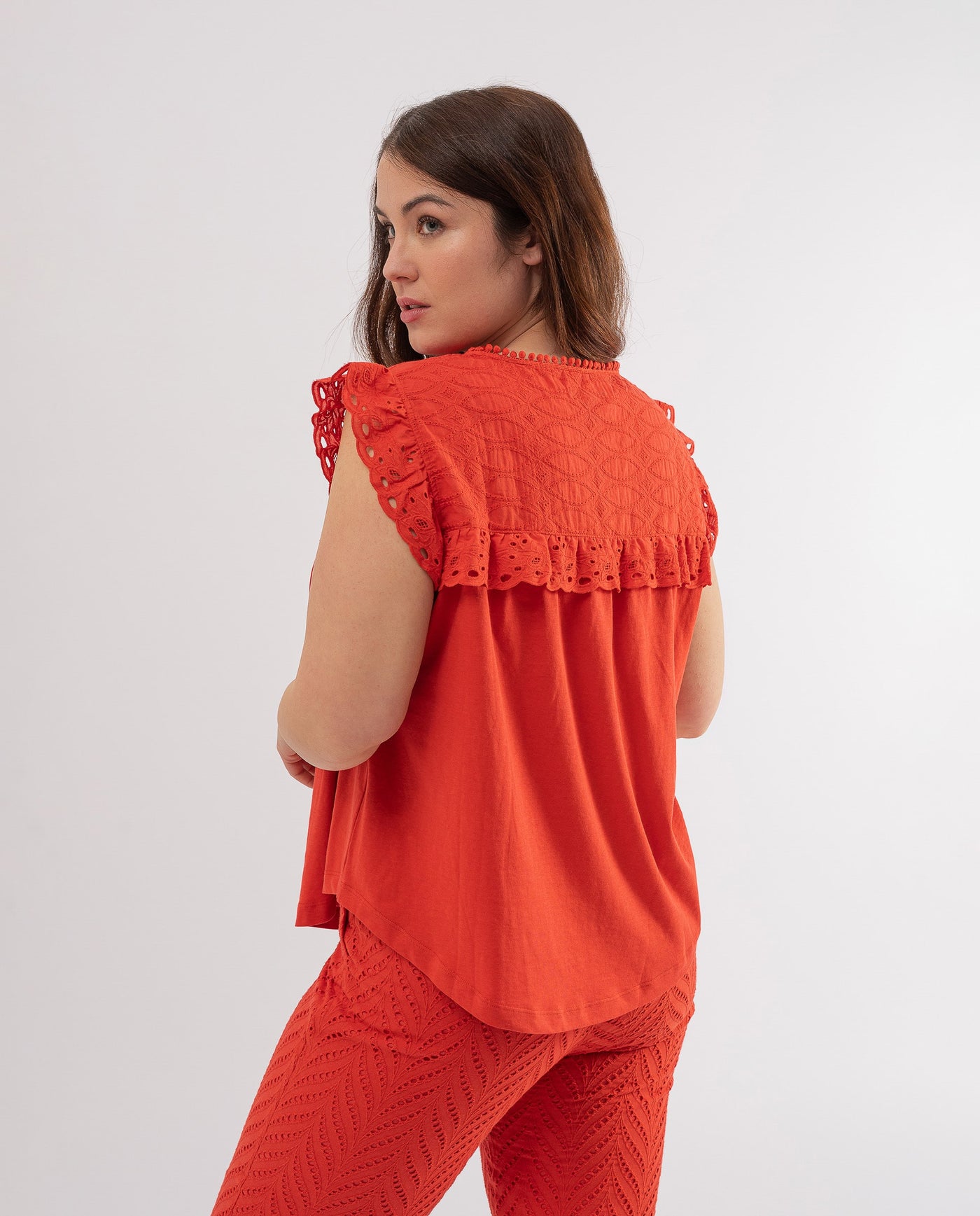 RED SWISS EMBROIDERY COMBINED T-SHIRT