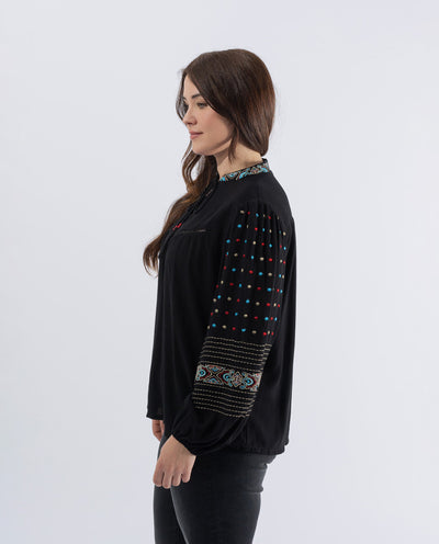 BLACK BLOUSE WITH CONTRASTING EMBROIDERY