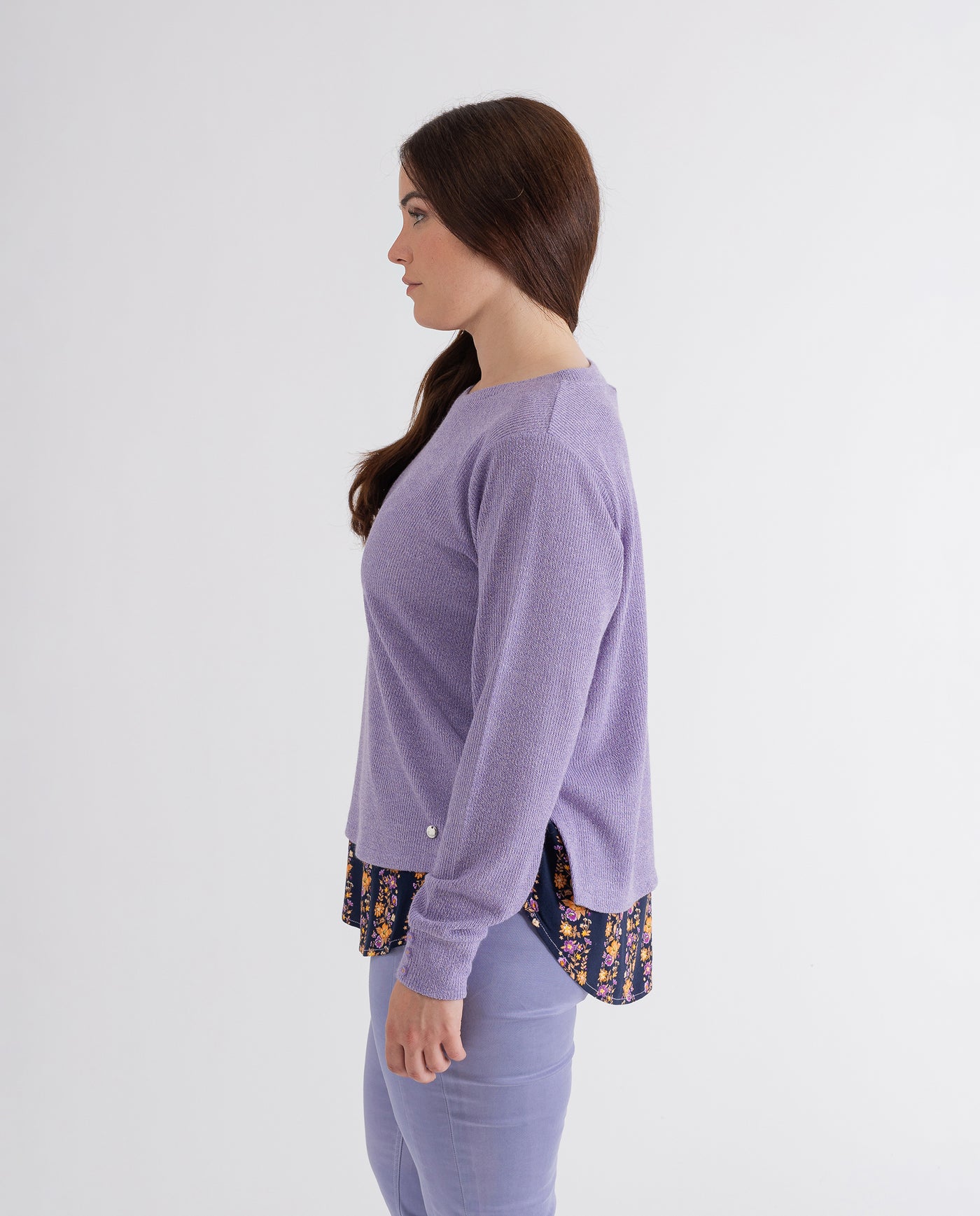 CONTRAST TOP WITH MAUVE FLOWER PRINT