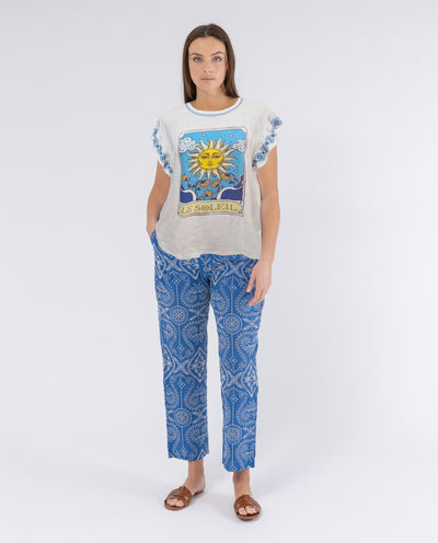 WHITE PRINTED POSITIONAL SUN T-SHIRT