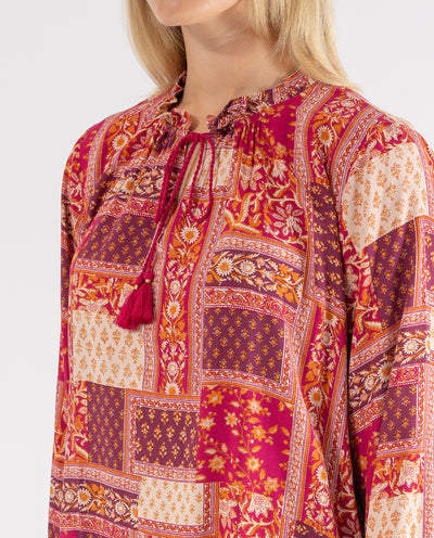 BLUSA CON STAMPA PATCHWORK MARRONE