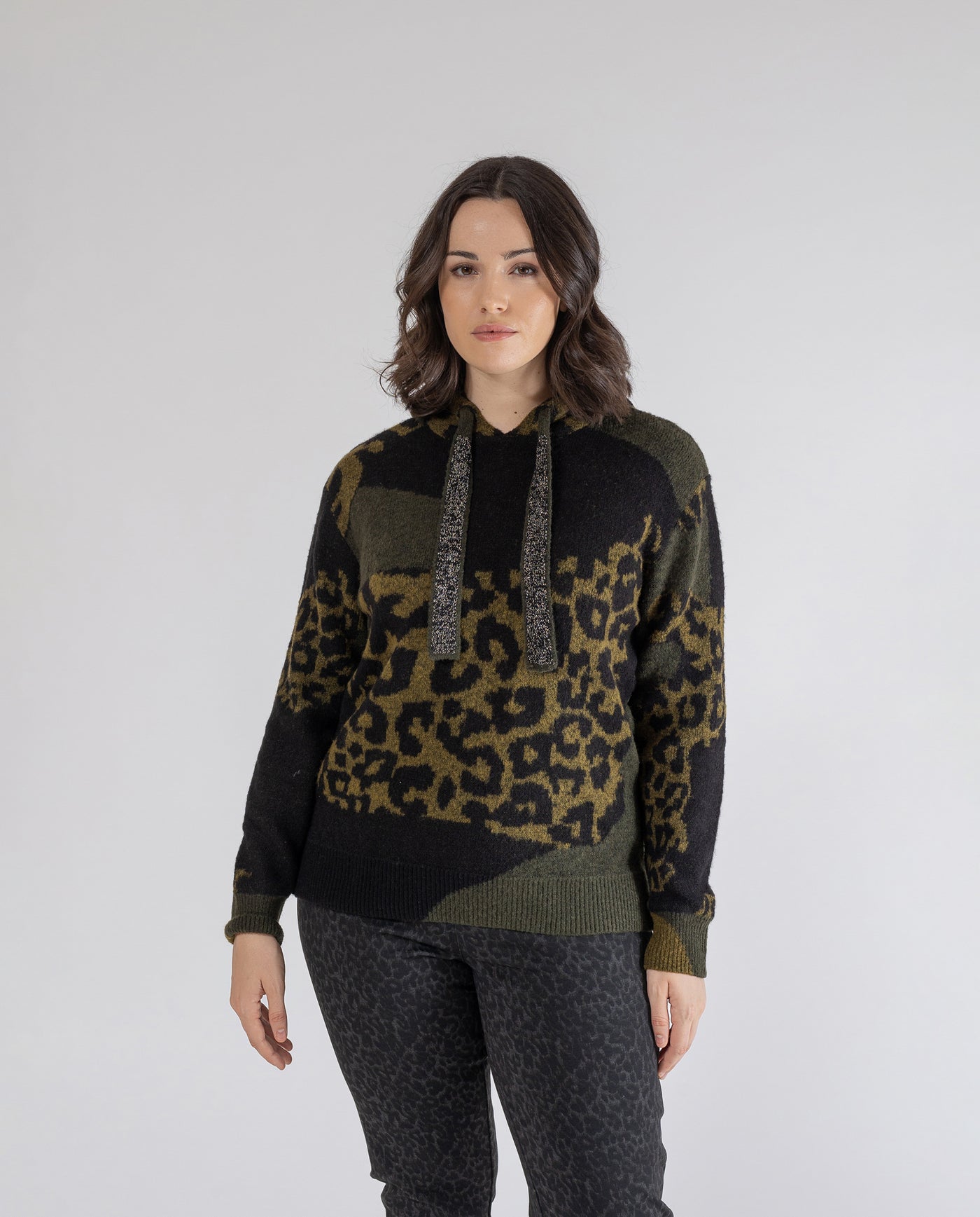 JERSEY ESTAMPADO CAMUFLAJE Y LEOPARDO CAQUI