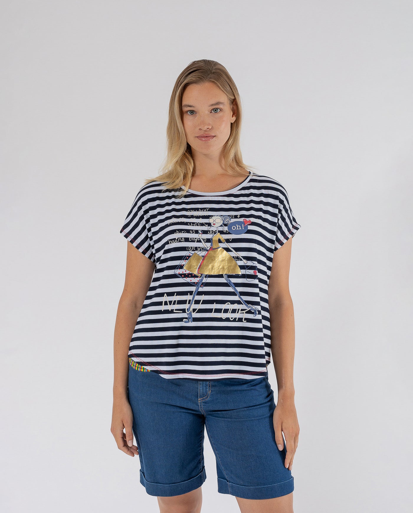 CAMISETA RAYAS ESTAMPADO POSICIONAL AZUL MARINO