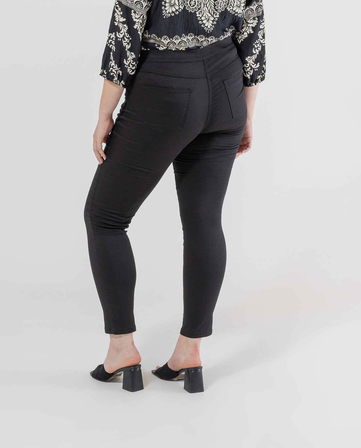 LEGGINGS WITH ELASTIC WAIST BLACK