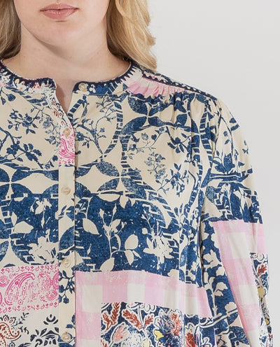 BLUSA ESTAMPADA CUELLO MAO Y MANGA ABULLONADA ROSA