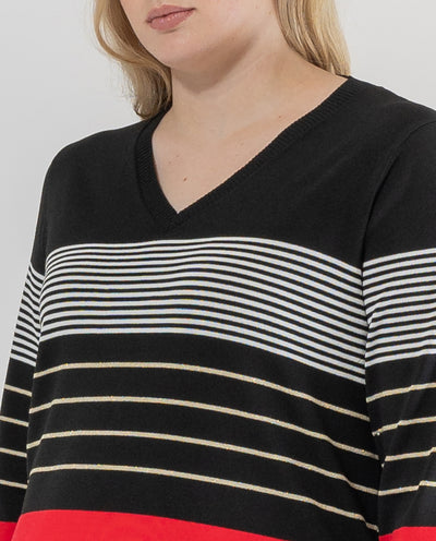 JERSEY RAYAS CON ESCOTE PICO Y MANGA TRES CUARTOS NEGRO