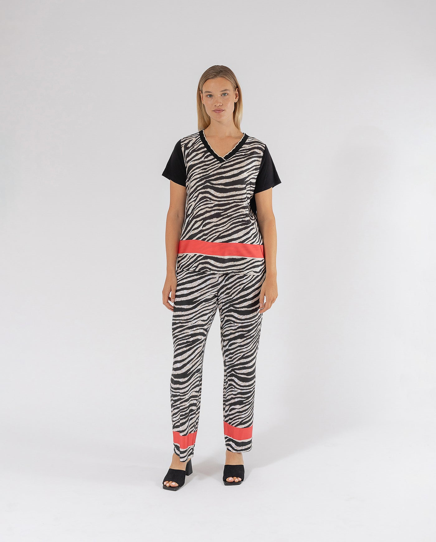 T-SHIRT IN DUE MATERIALI ZEBRA NERA