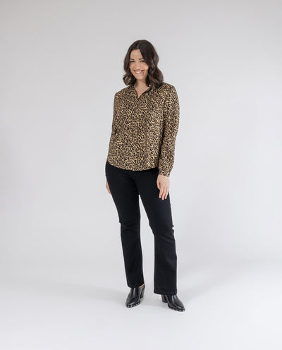 BLUSA LEOPARDATA NERA CON COLLO A REVERS