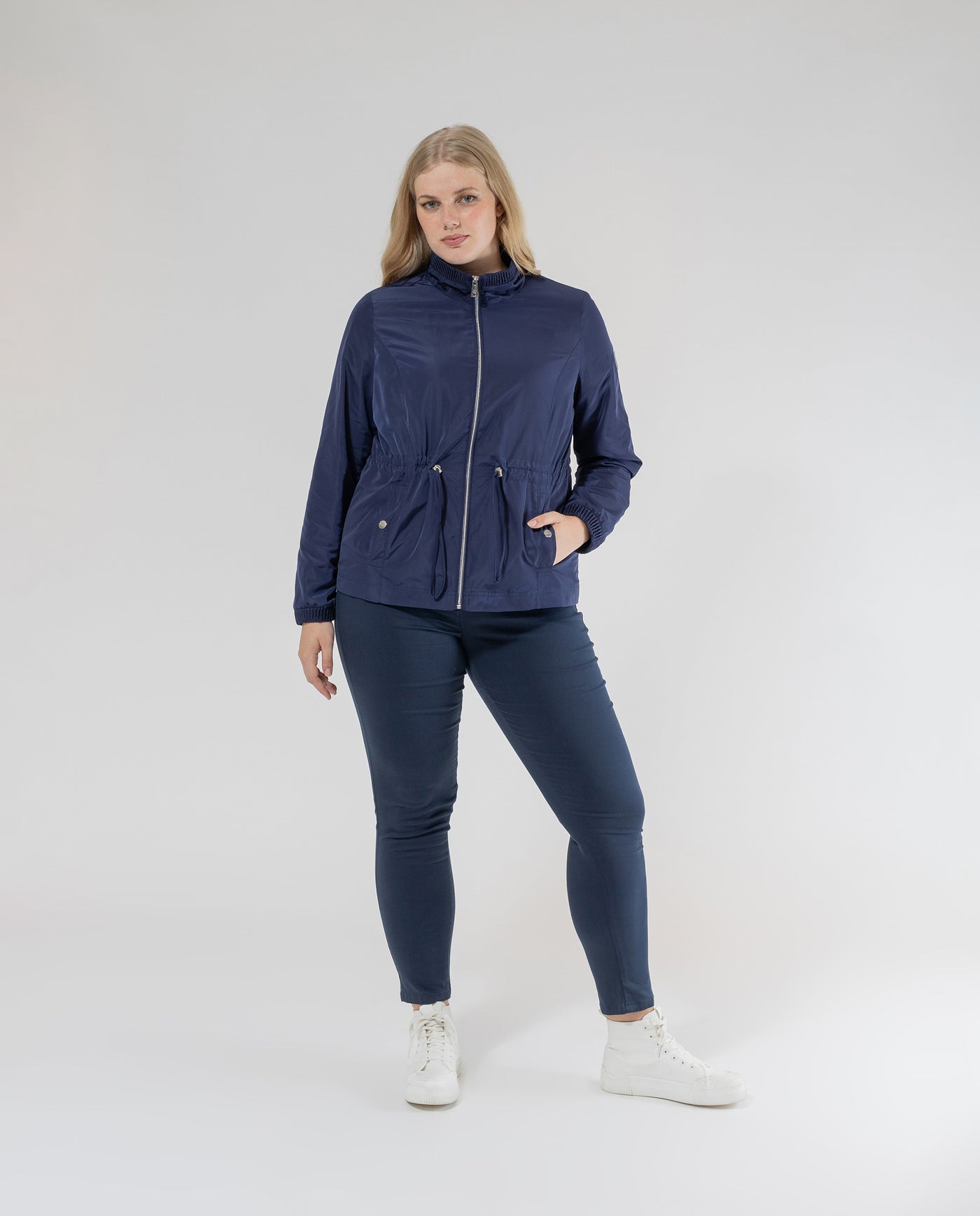 SHORT PARKA WITH HIGH NECK DARK BLUE