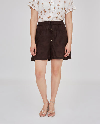 PANTALÓN CORTO CON BORDADOS CHOCOLATE