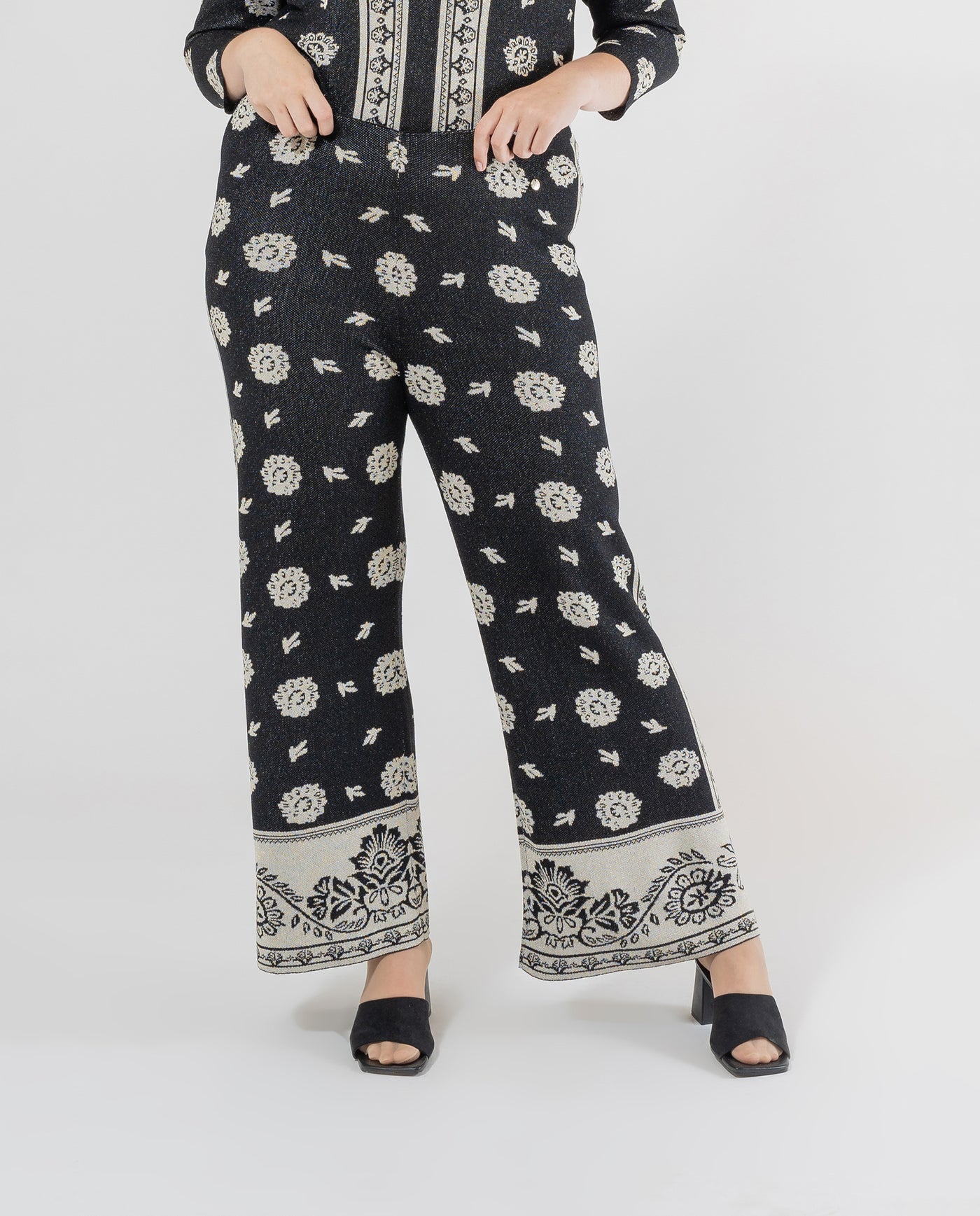 BLACK METALLIC THREAD JACQUARD KNITTED PANTS