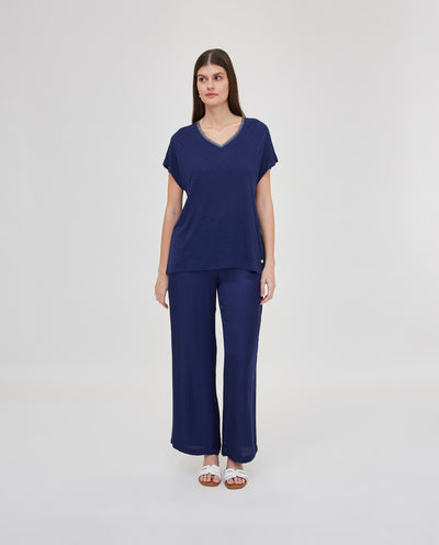 CAMISETA CON ESCOTE DE PICO Y MANGA CORTA CAIDA AZUL MARINO