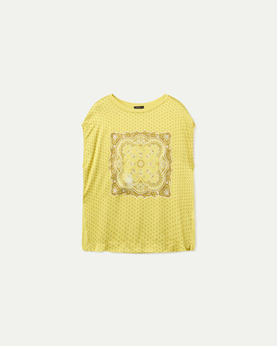 CAMISETA BIMATERIA ESTAMPADO CON STRASS AMARILLO
