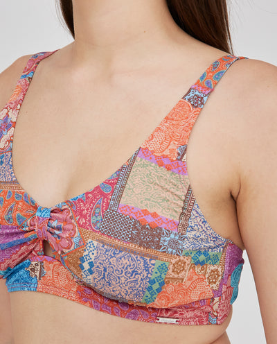 BIKINI TOP ESTAMPADO CON COPA EXTRAIBLE  MAGENTA
