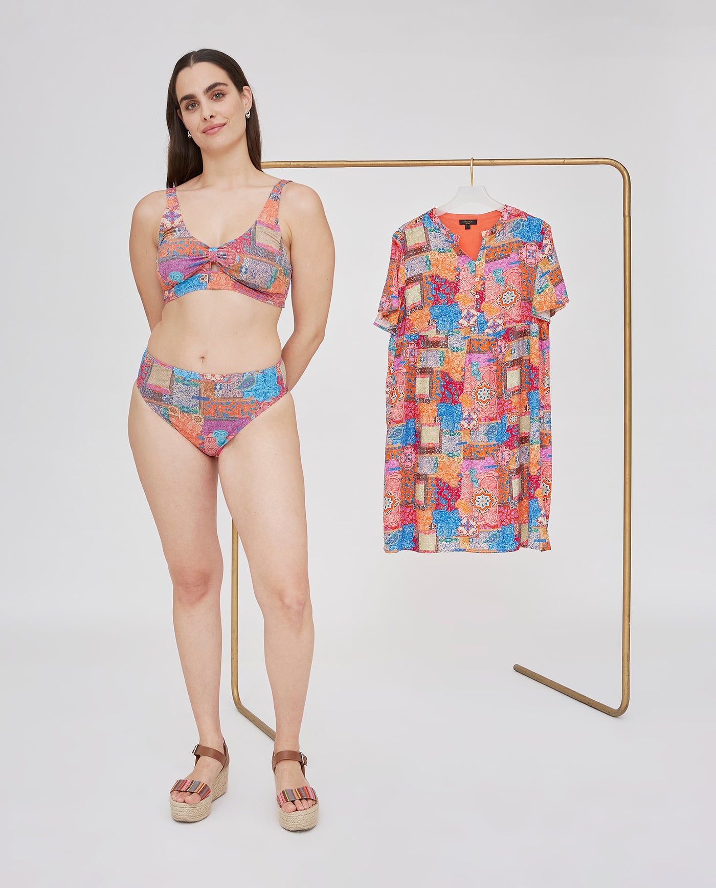 BIKINI BRAGA ESTAMPADA CON CINTURA ALTA MAGENTA