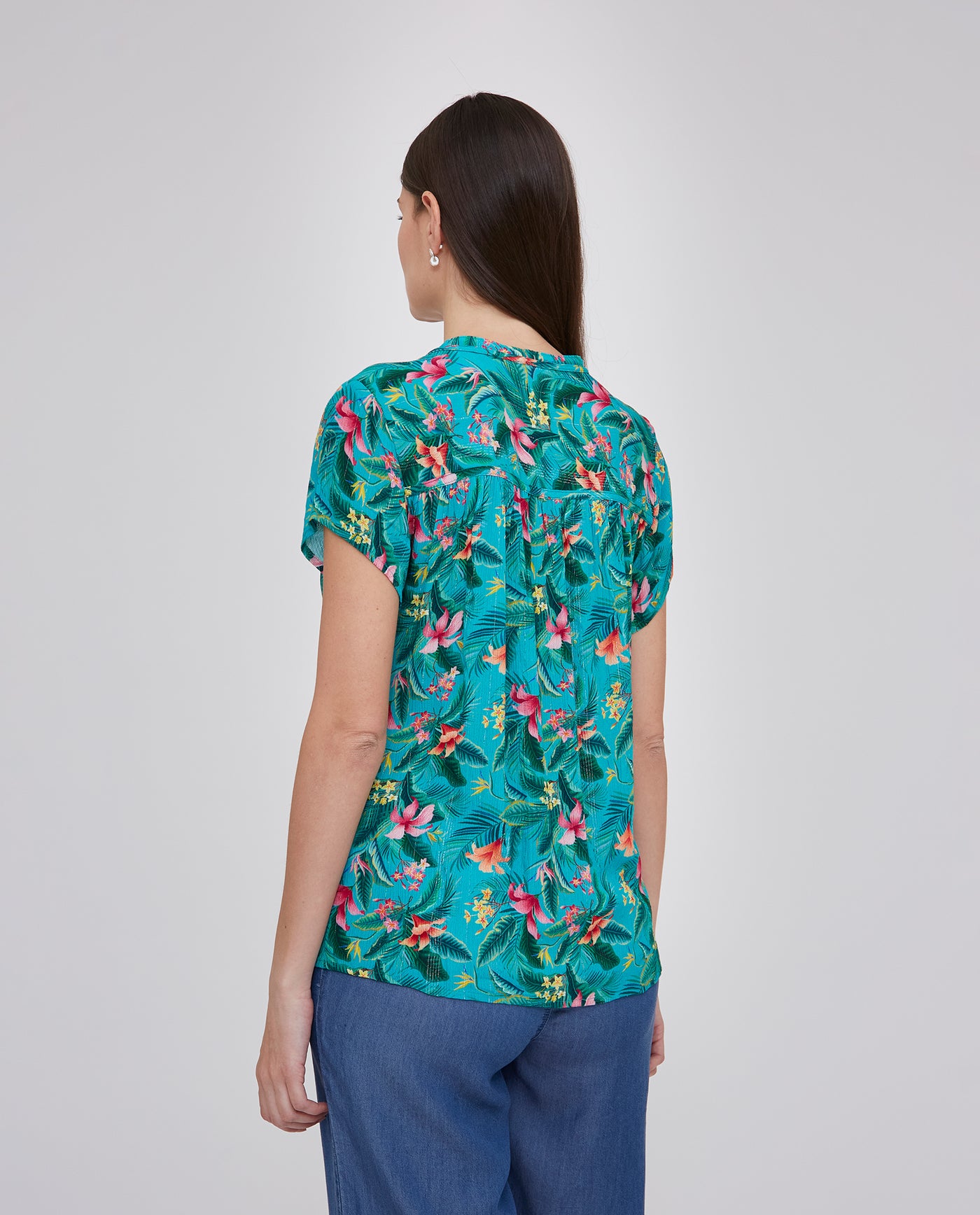 BLUSA CUELLO MAO MANGA CAIDA ESTAMPADO