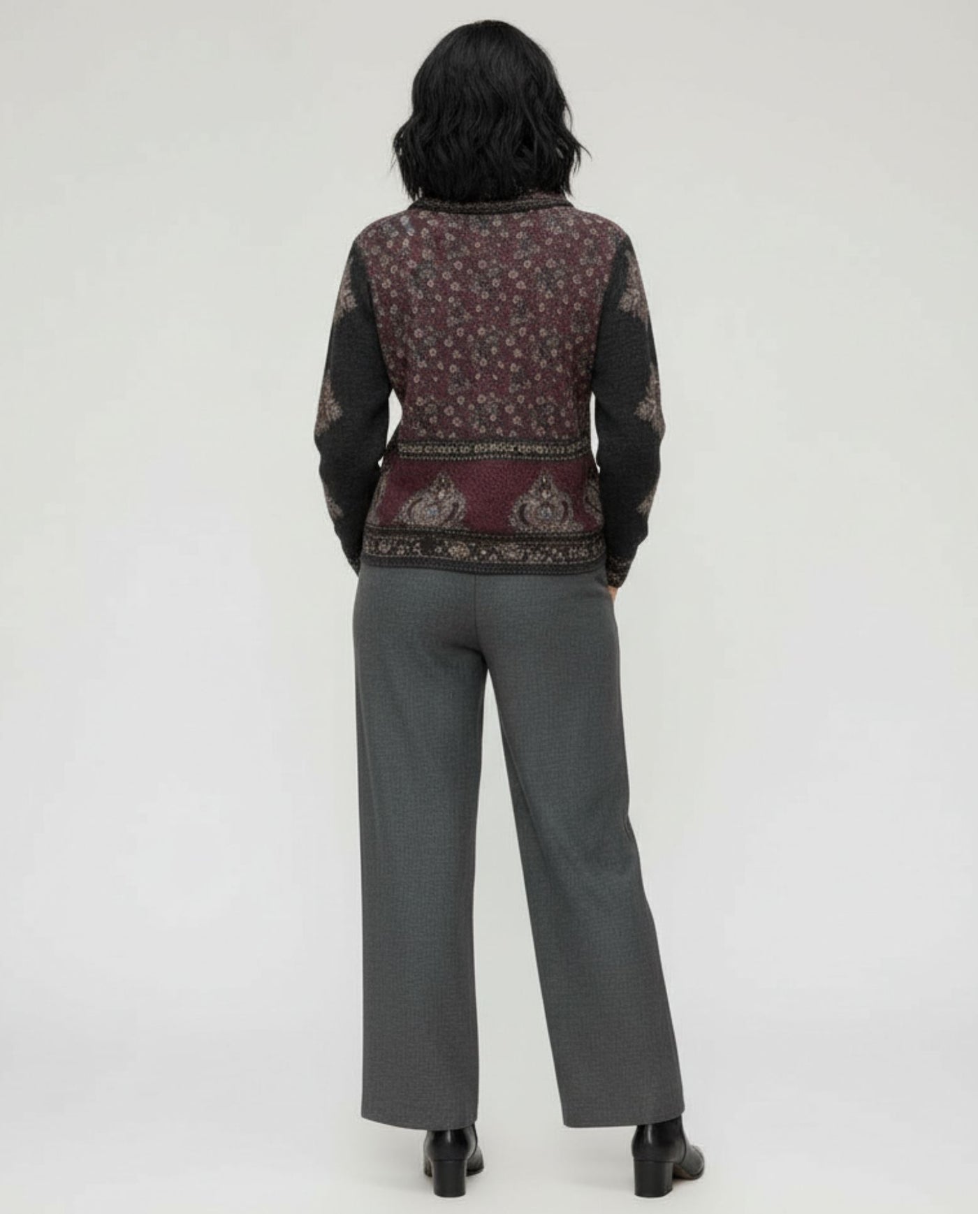 Sueter Cortado Y Cosido Estampado Boho Negro