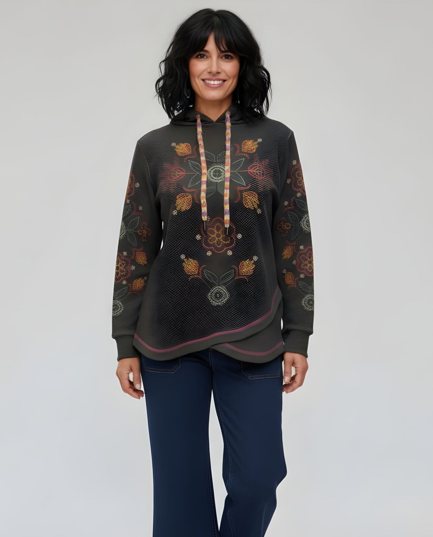 Sueter Con Capucha Y Estampado Delantero Marrón