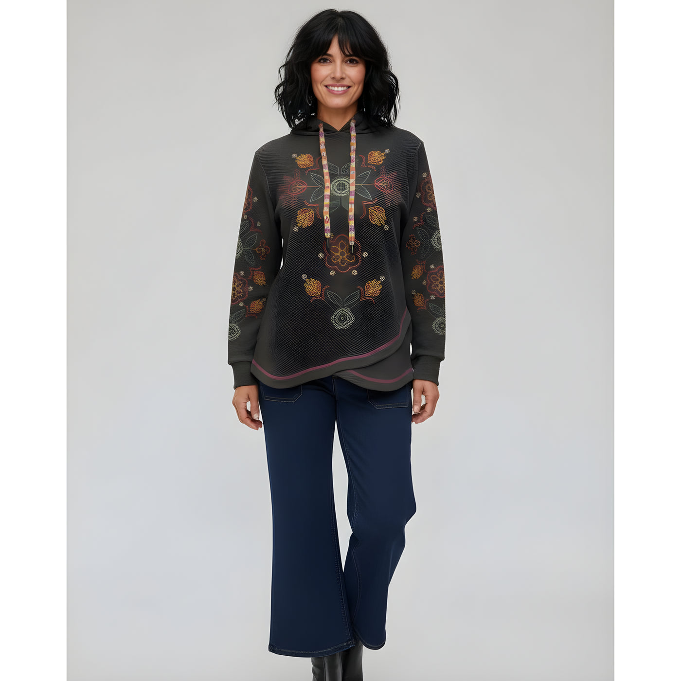 Sueter Con Capucha Y Estampado Delantero Marrón