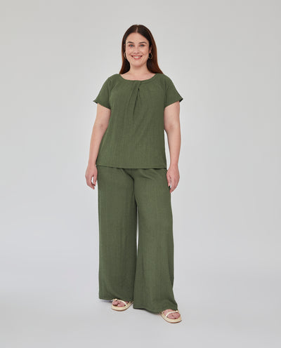 CAMISETA CON FUELLE DELANTERO VERDE