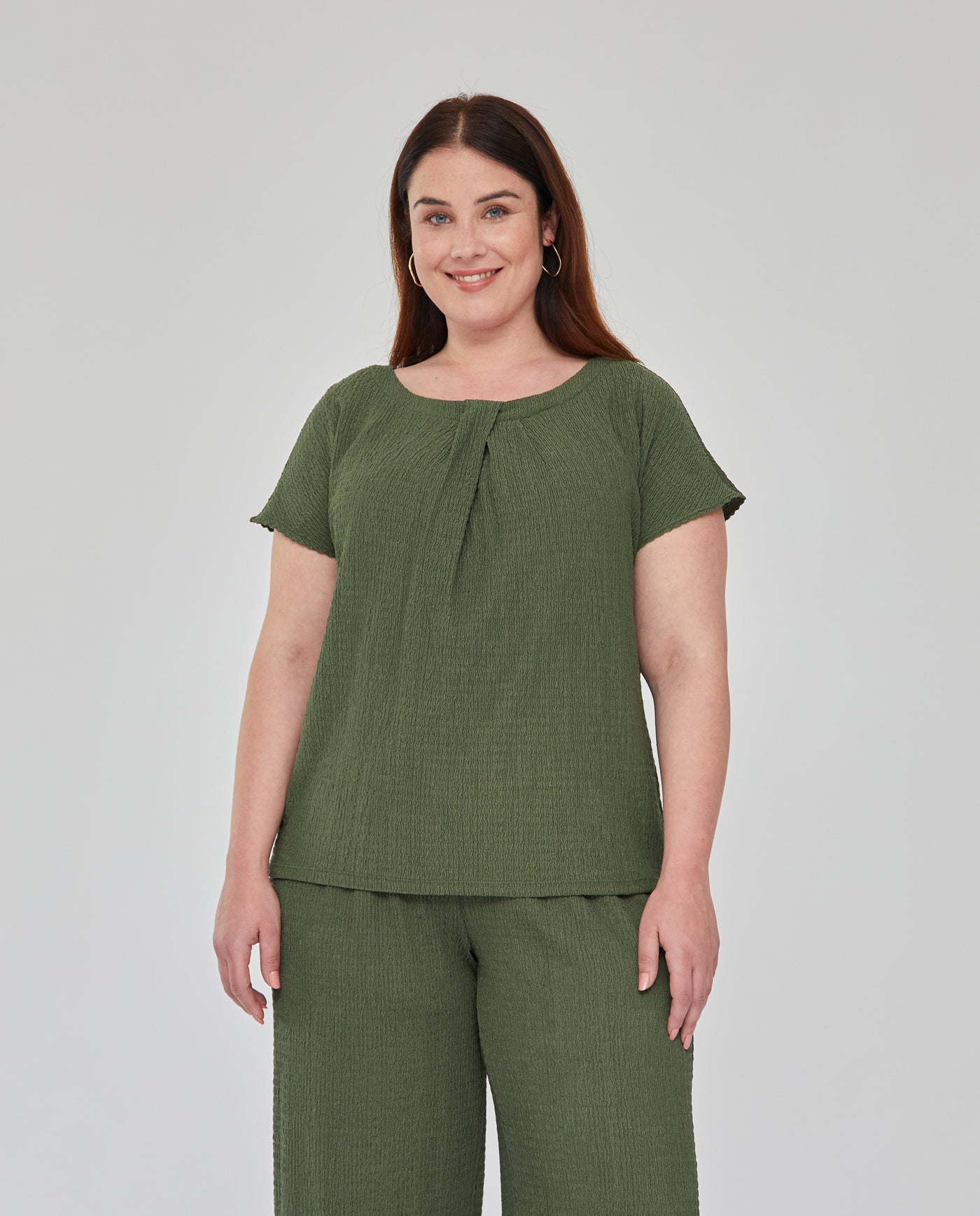 CAMISETA CON FUELLE DELANTERO VERDE