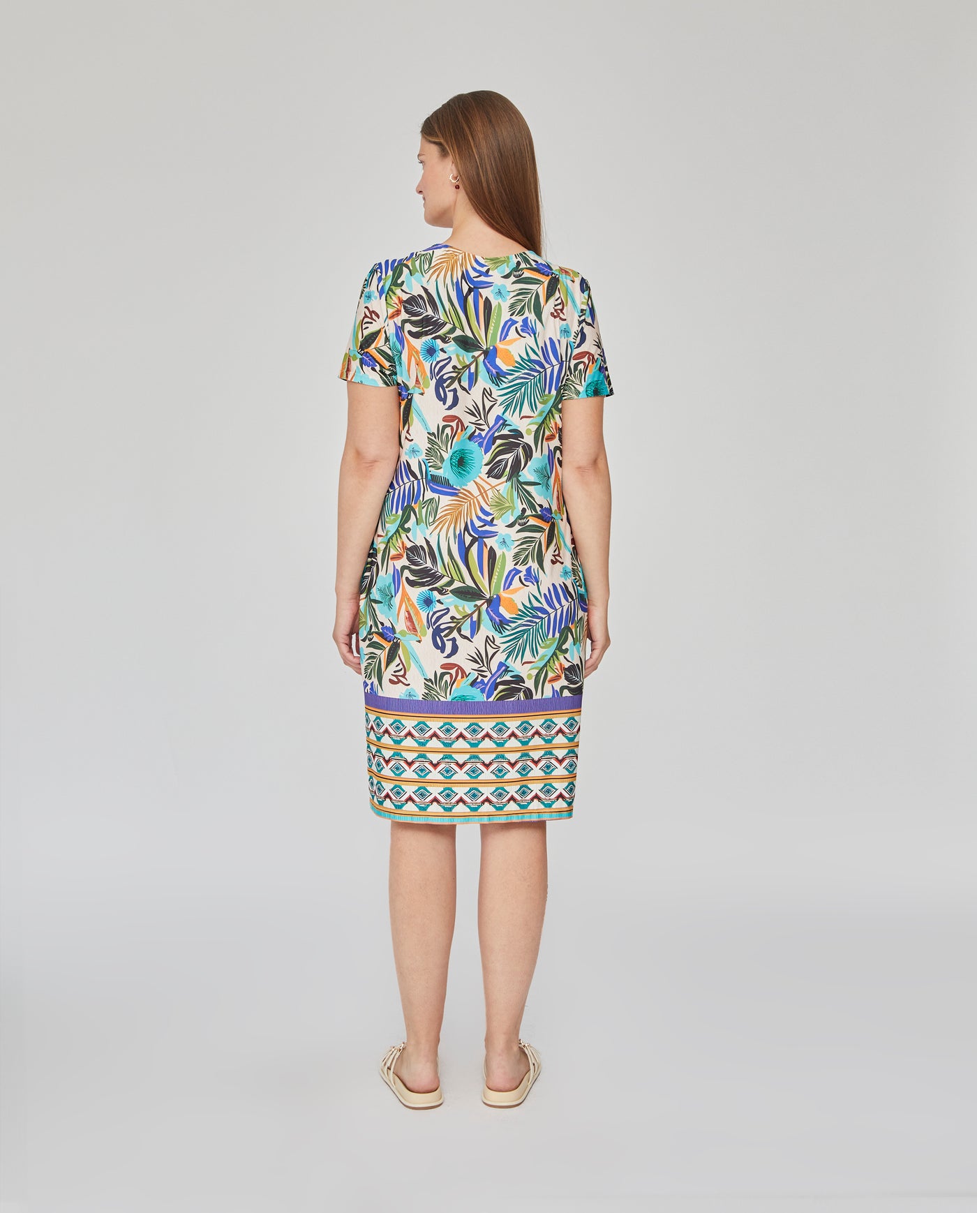 VESTIDO PUNTO ESTAMPADO ESCOTE PICO CRUDO
