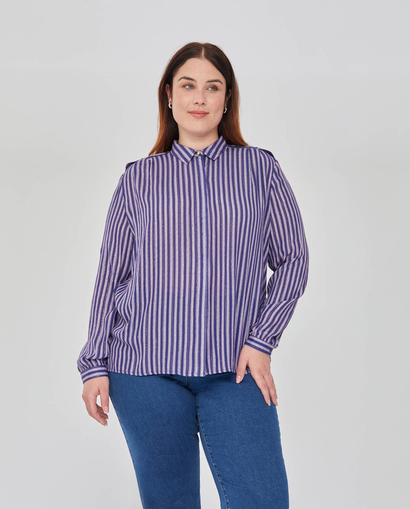 CAMISA RAYAS CUELLO SOLAPA  VIOLETA