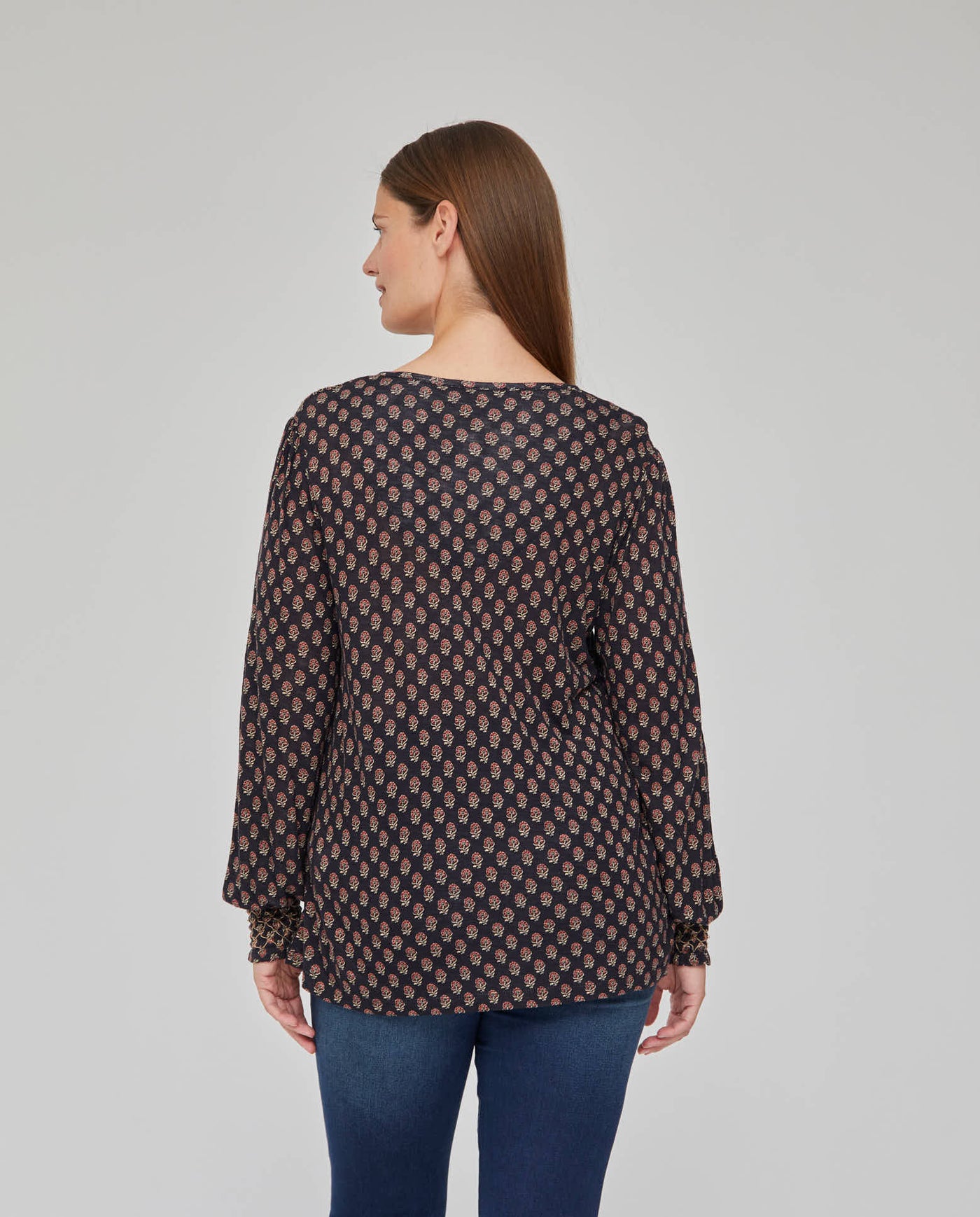 CAMISETA ESTAMPADA CON NIDO ABEJA  MARRÓN