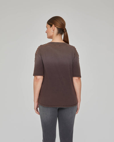 CAMISETA ESTAMPADO POSICIONAL CON STRASS EN HOMBROS  GRIS JASPE