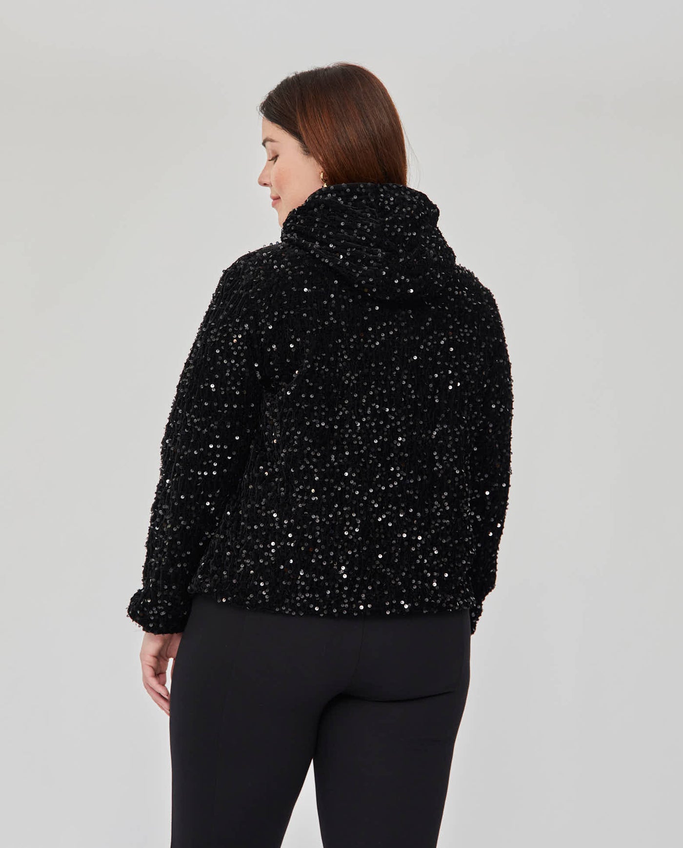 CHAQUETA LENTEJUELAS CON CAPUCHA Y CREMALLERA  NEGRO