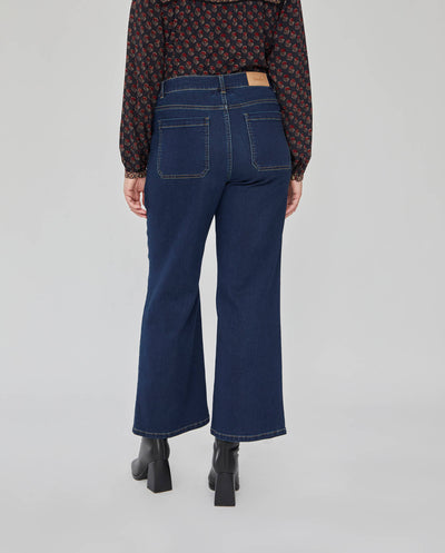 PANTALON DENIM BOLSILLOS PLASTRON AZUL OSCURO