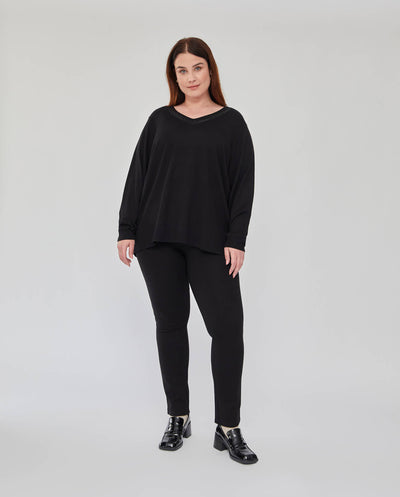 JERSEY ESCOTE PICO CON STRASS NEGRO