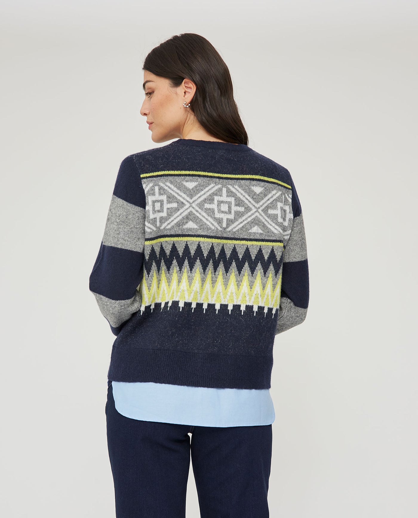 JERSEY JACQUARD GEOMETRICO CON FALDON AZUL OSCURO