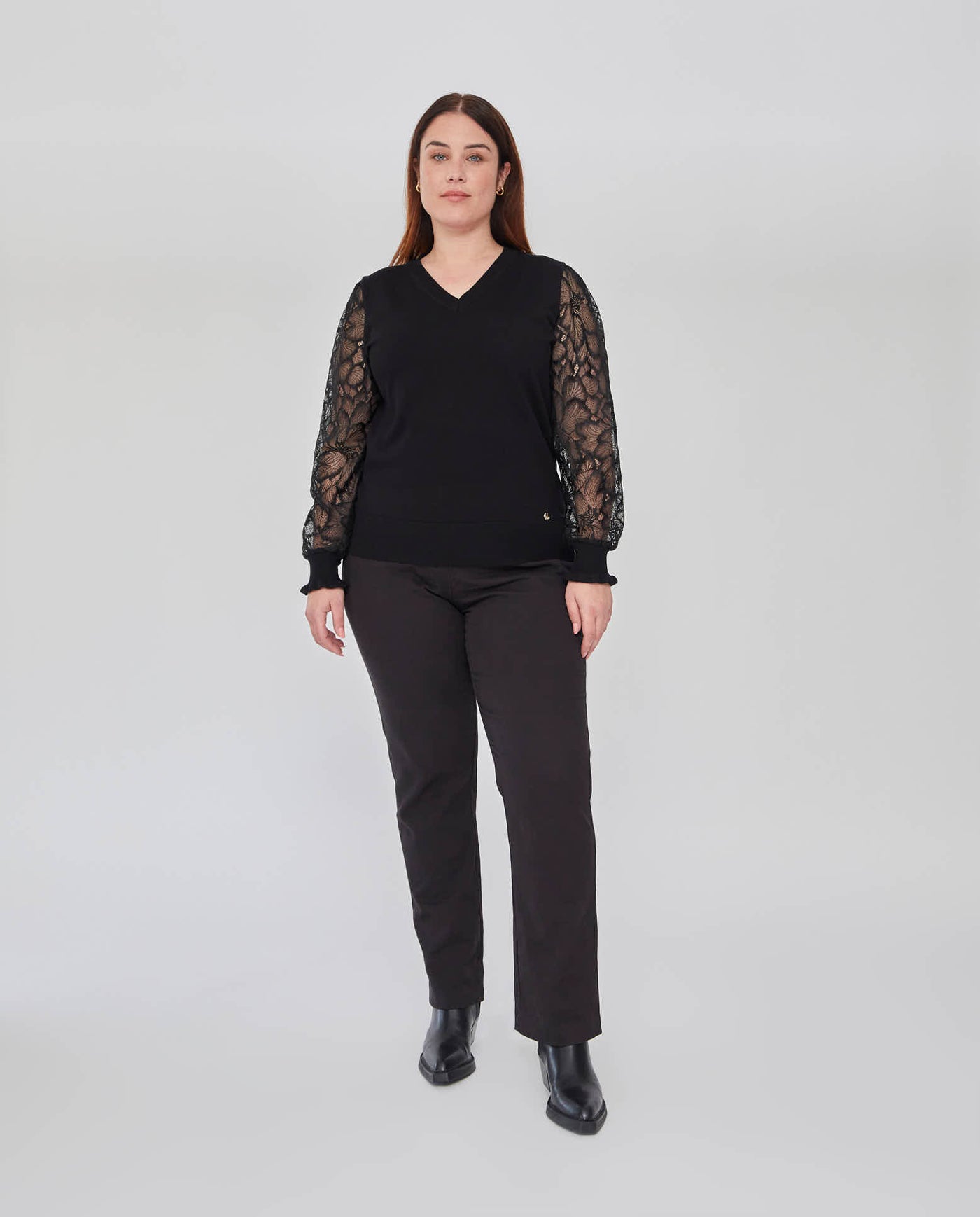 JERSEY ESCOTE PICO CON MANGAS TUL  NEGRO