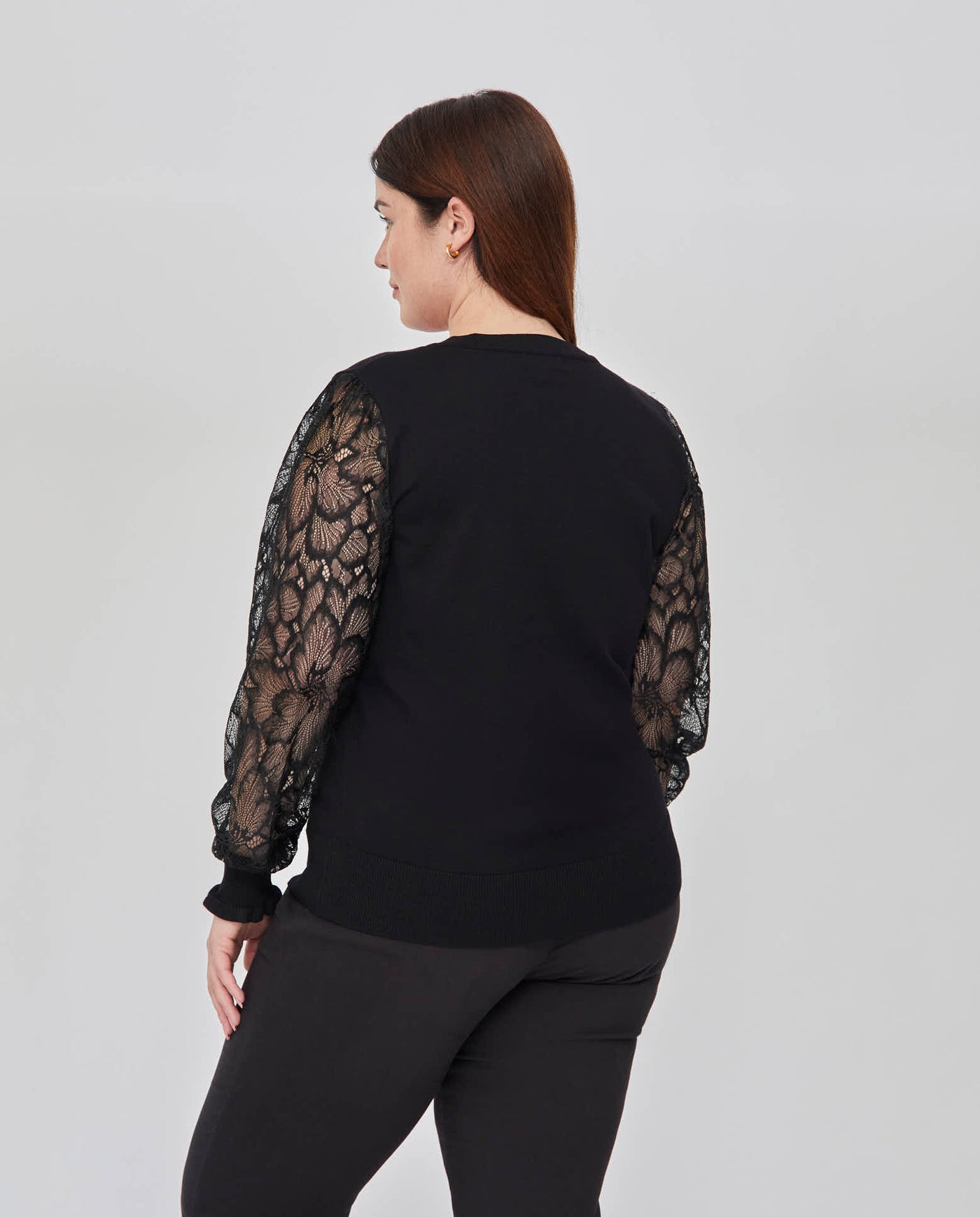 JERSEY ESCOTE PICO CON MANGAS TUL  NEGRO