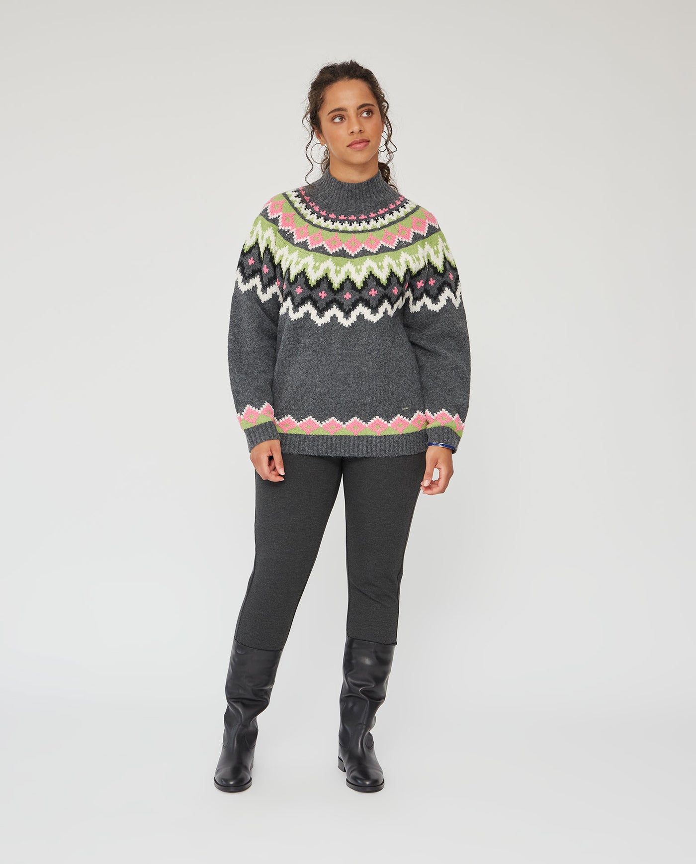 JERSEY PUNTO CON CENEFA EN CUELLO Y BAJO GRIS