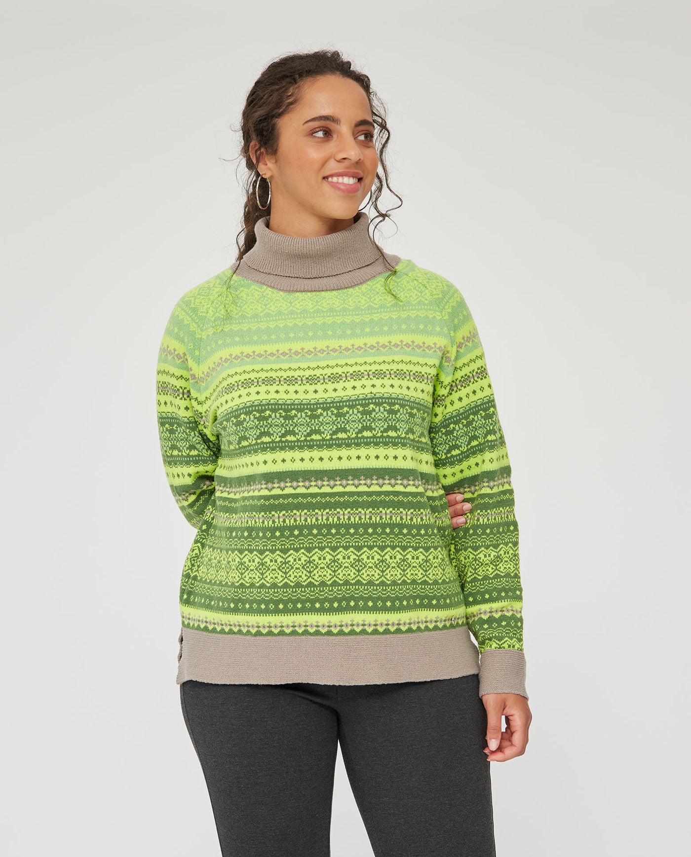 JERSEY PUNTO JACQUARD CUELLO ALTO  VERDE