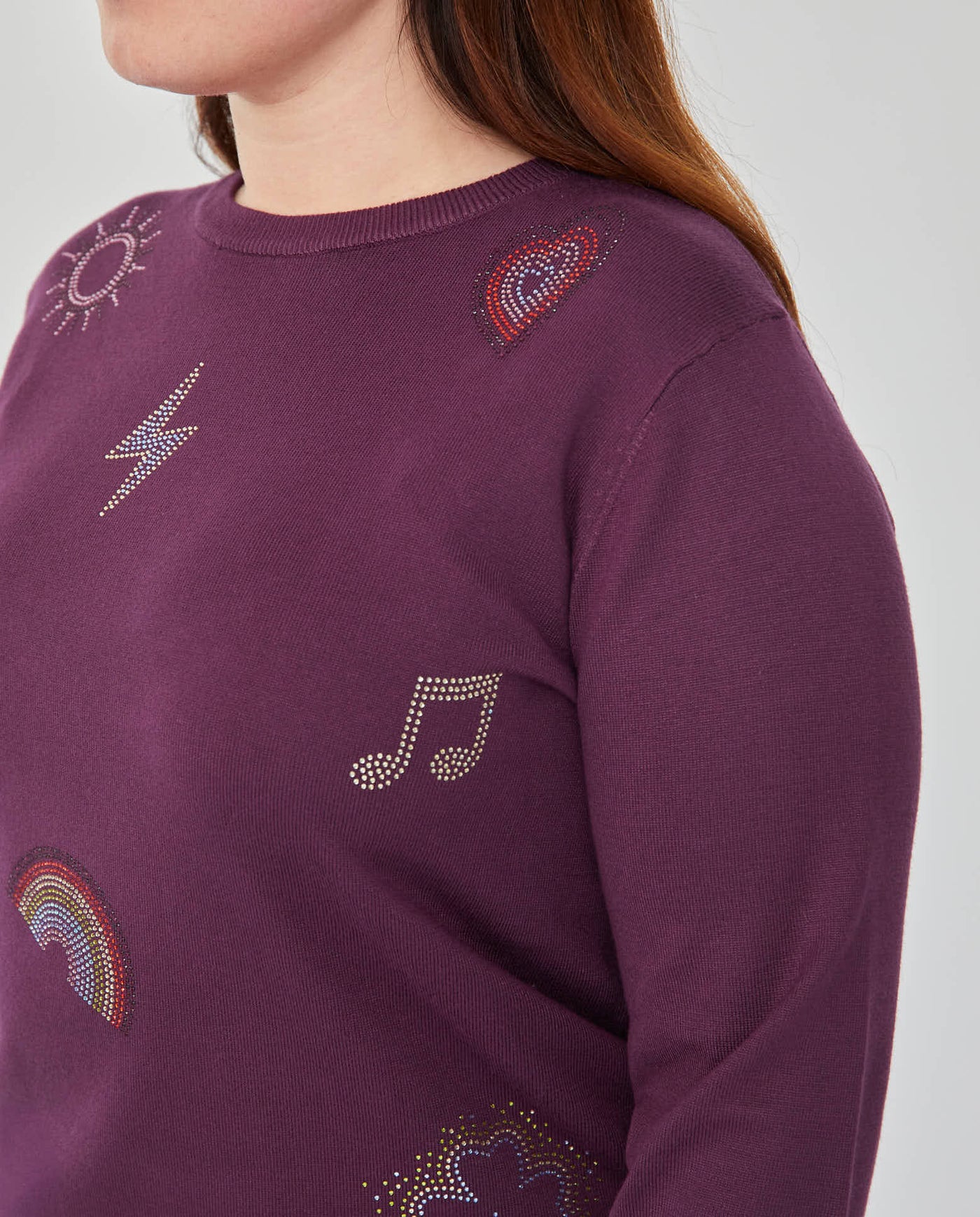 JERSEY MOTIVOS DE STRASS EN DELANTERO  VIOLETA