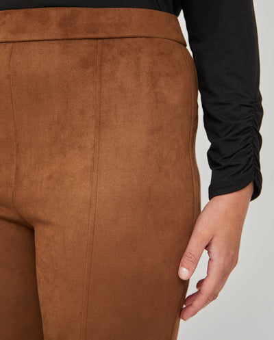 LEGGINGS BAJO EVASE EFECTO ANTE MARRÓN