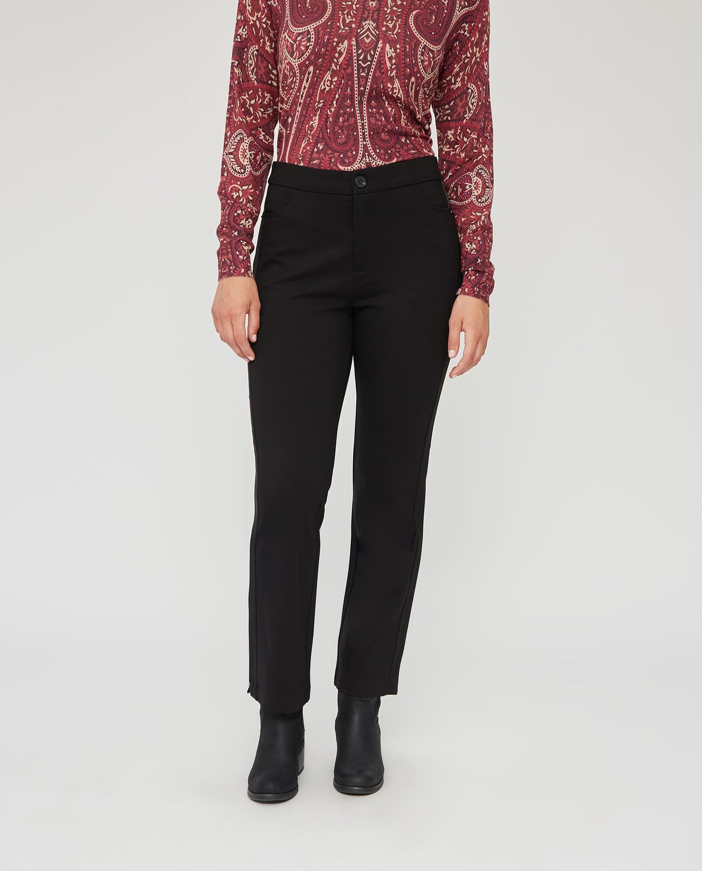 LEGGINGS PUNTO ROMA CON BOLSILLOS Y CADENA NEGRO