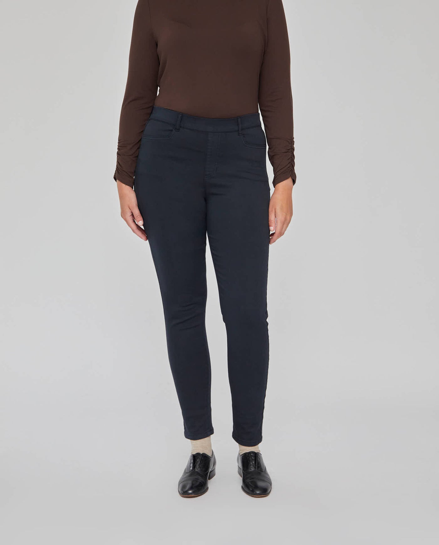 LEGGINGS TINTE EN PRENDA  AZUL OSCURO