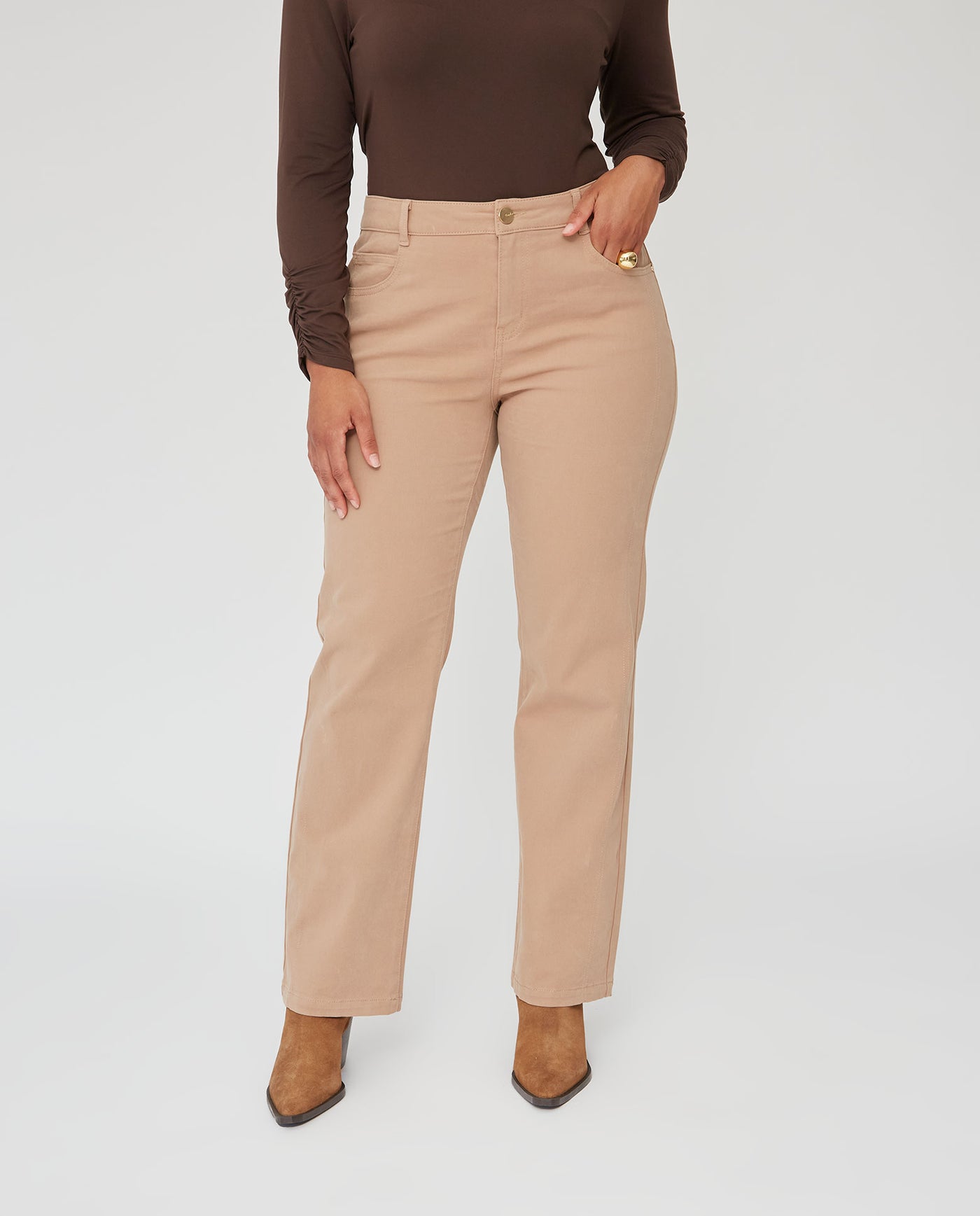 PANTALON DOBLE PESPUNTE EN PERNERA MELOCOTÓN