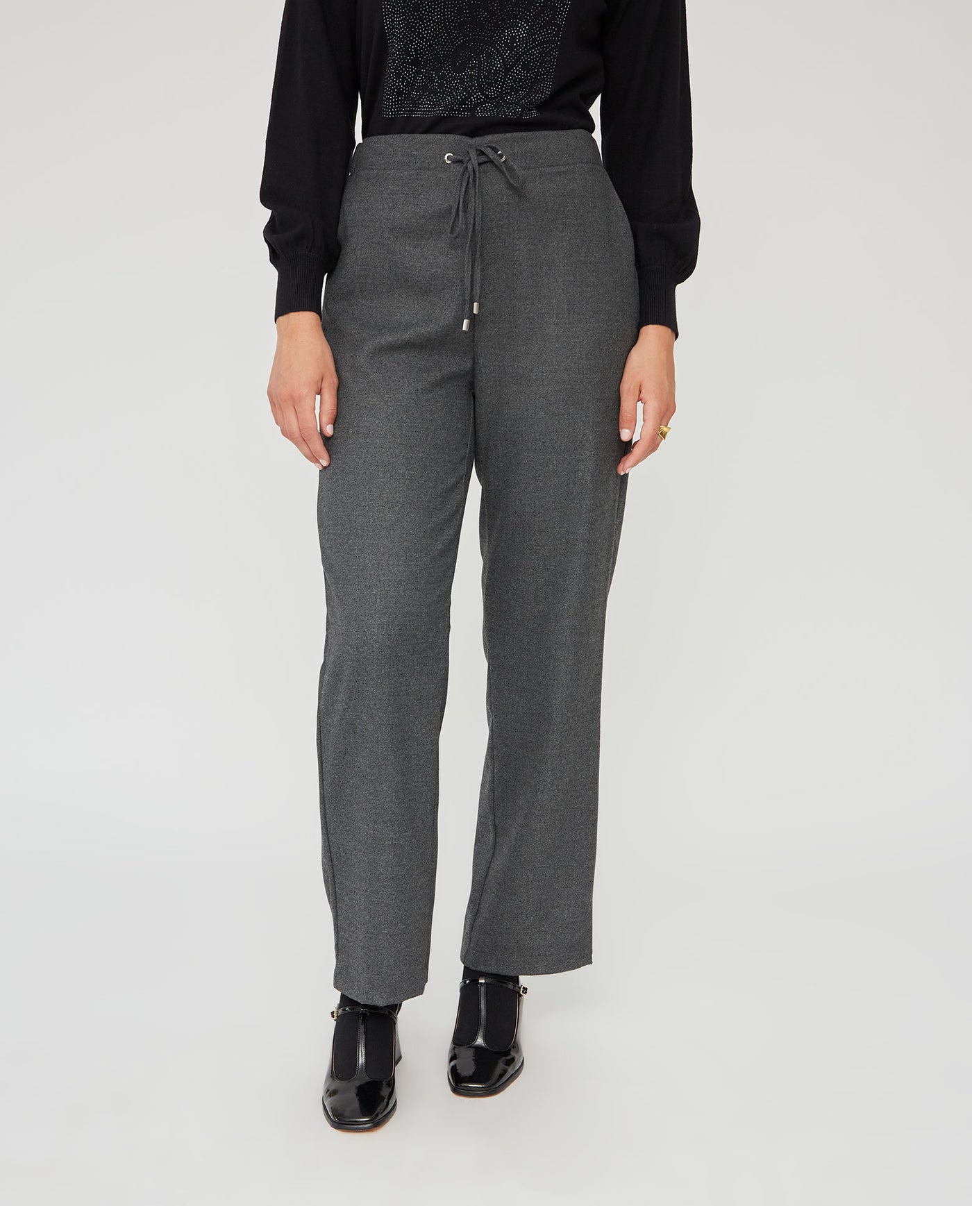 PANTALON JOGGER FLUIDO GRIS