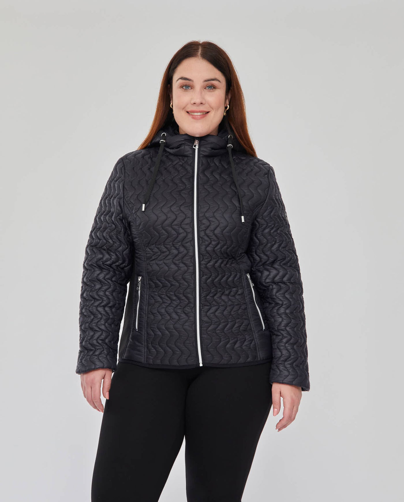 PARKA CAPUCHA DESMONTABLE Y DETALLE PUNTO EN LATERALES NEGRO