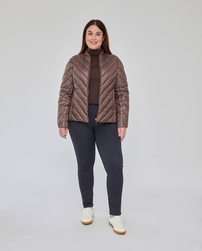 PARKA CORTA MANGA LARGA CON CAPUCHA OCULTA TOPO