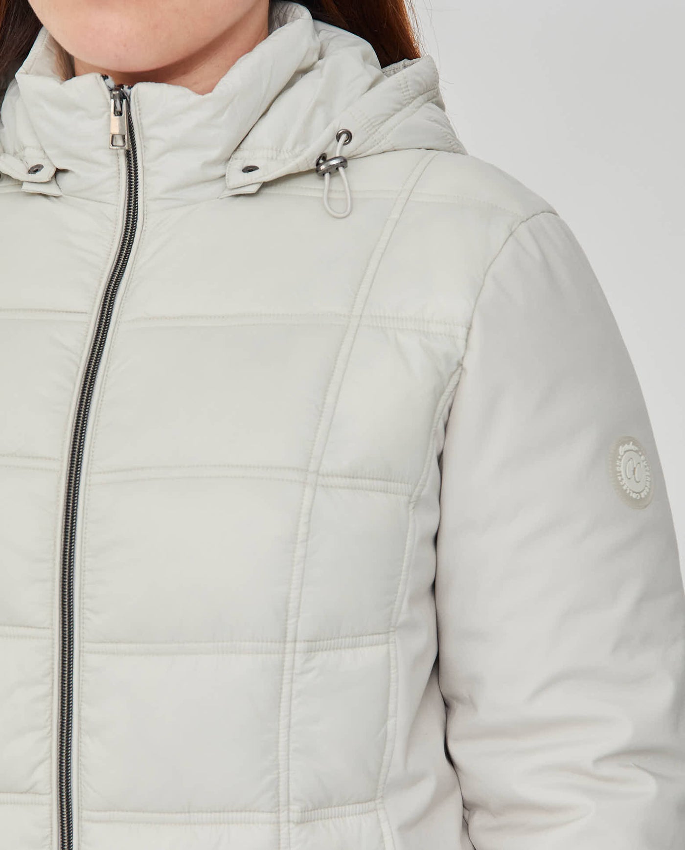PARKA CUELLO SUBIDO Y CAPUCHA MANGAS Y LATERALES EN PUNTO  CRUDO