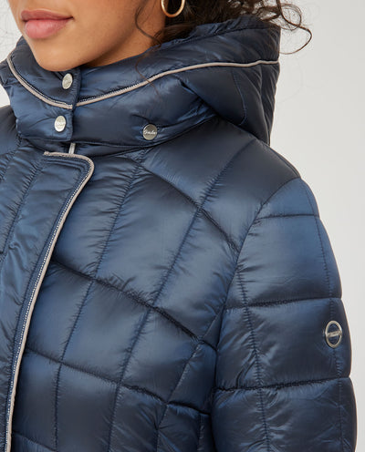 PARKA LARGA ACOLCHADA CON ACABADOS METALICOS EFECTO CADENETA AZUL