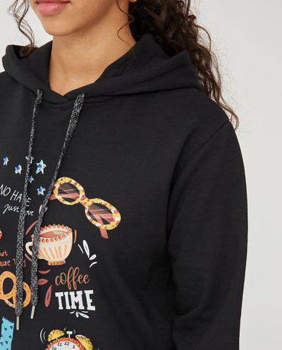 SUDADERA ESTAMPADA CON CAPUCHA Y JOYAS NEGRO